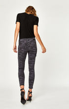 Load image into Gallery viewer, Mavi Camouflage Jeans - The BEST